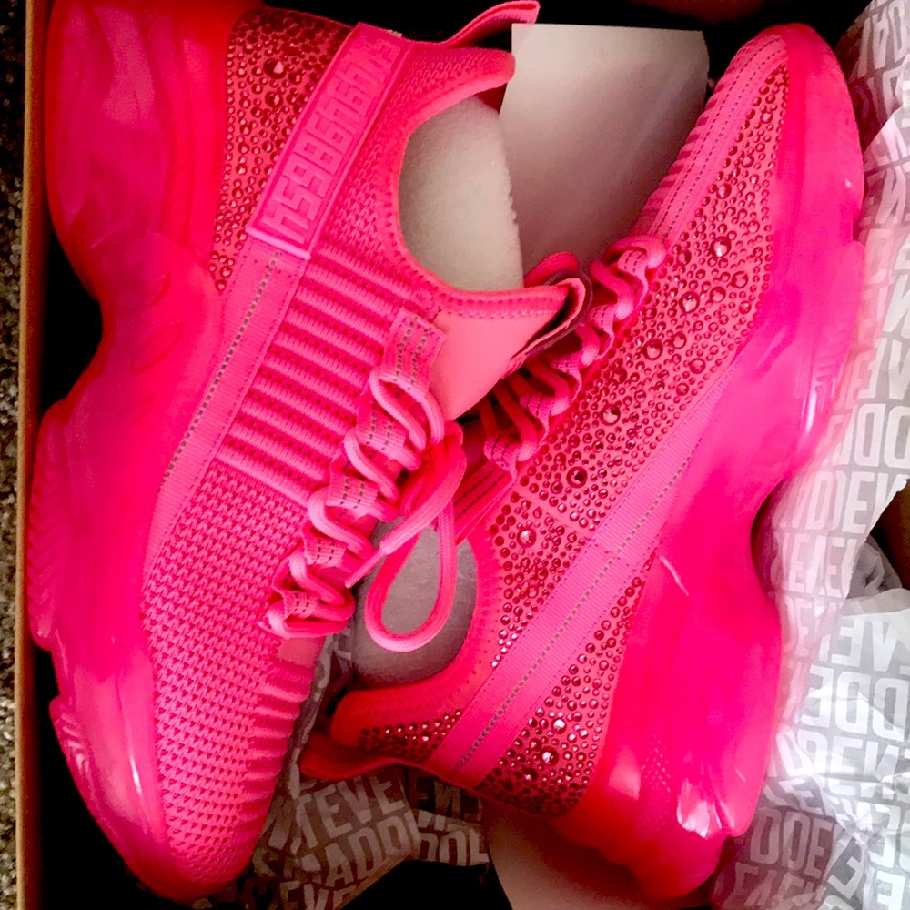 Steve maddens size 10 pink with rhinestones and never before worn . .